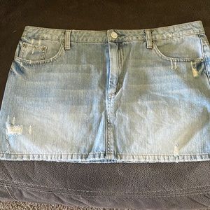Light blue skirt. Has a little distress(made that way). Women’s. Size 12
